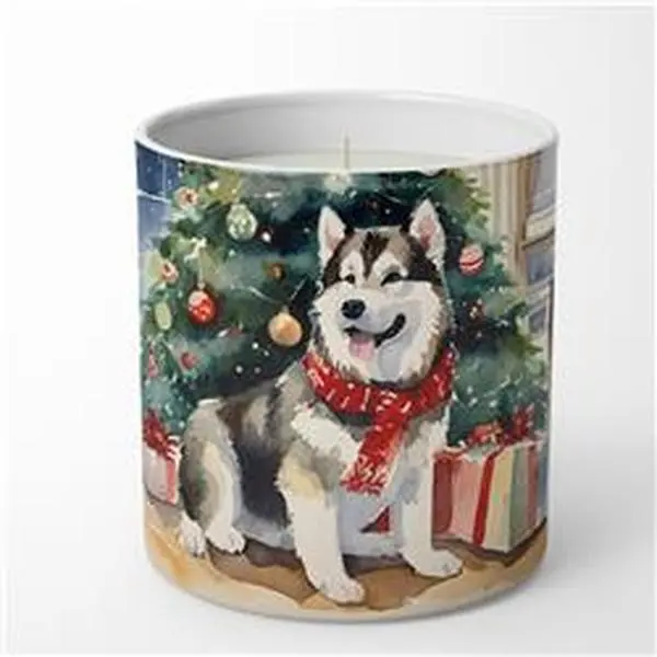 3.25 x 3.75 x 3.25 in. Alaskan Malamute Cozy Christmas Decorative Soy Candle