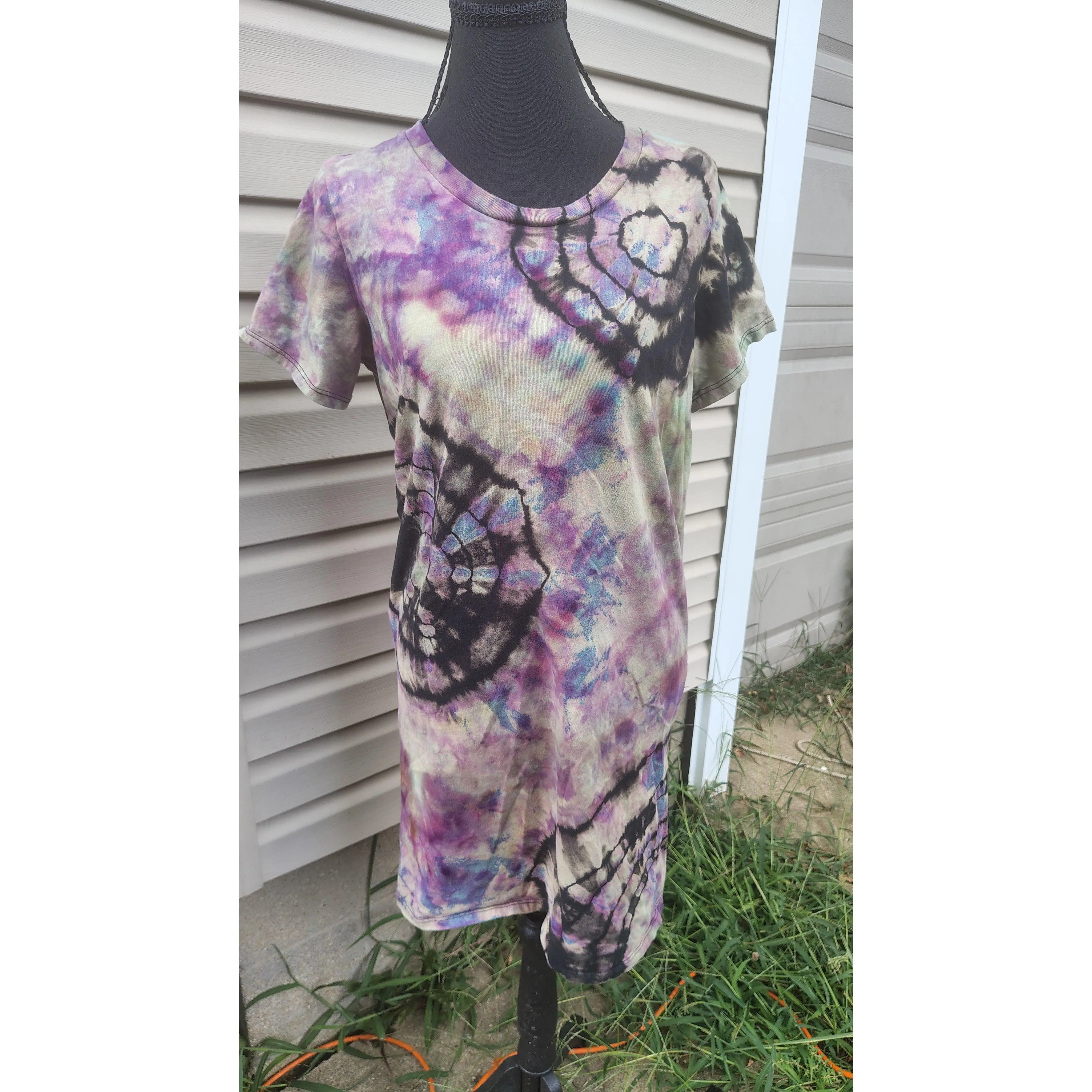 Moonlit Amethyst Geode Dress – Adult XL – Handmade Ice Dye