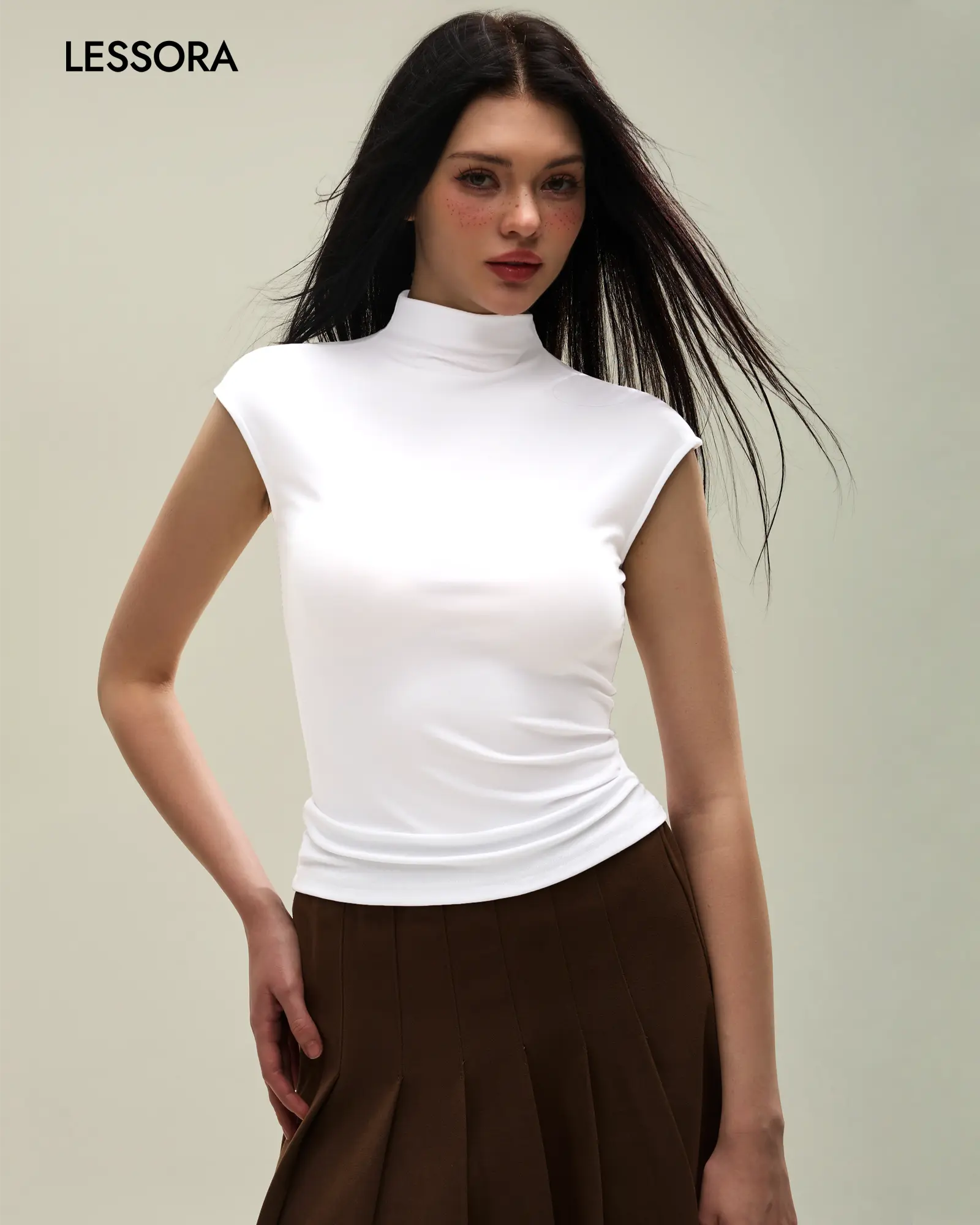 LESSORA Women's Sleeveless Turtleneck Top