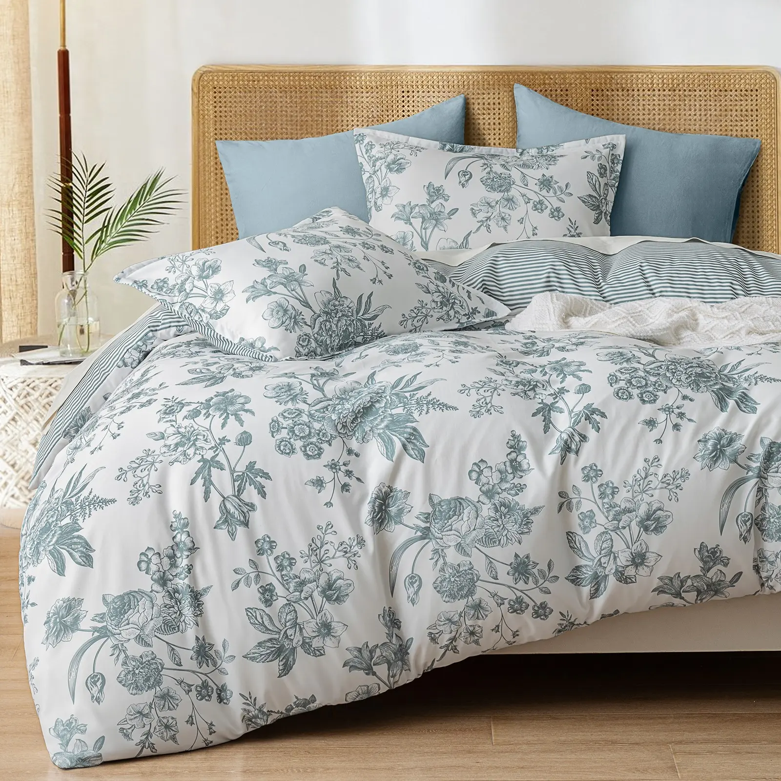 Cozy Farmhouse Decorative Duvet Cover Set, 3-Piece Reversible Floral Comfy Bedding Set with Zipper Closure & 8 Corner Ties, Pre-washed  Soft Bedding for Bedroom, Living Room, Hotel, and Apartment Decoration, Bed Sets