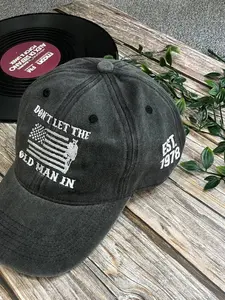 Custom Year Don't Let The Old Man Cap, 2 sides Embroidered Washed Baseball Hat, Sports Outdoor Cap, Sun-Protective Lightweight Dad Hat, Adjustable Golf Cap For Men & Women, Outdoor Sports Hat With Exquisite Stitching, Sporty Style, For Men, For Women,
