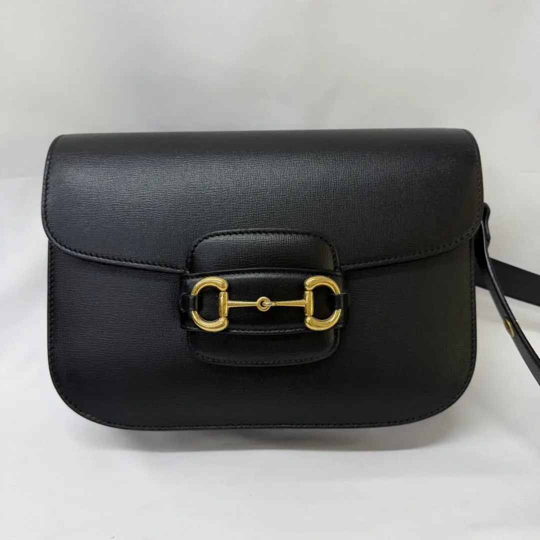 Pre-owned GUCCI Horsebit 1955 Shoulder Bag in Black Leather with Gold Hardware