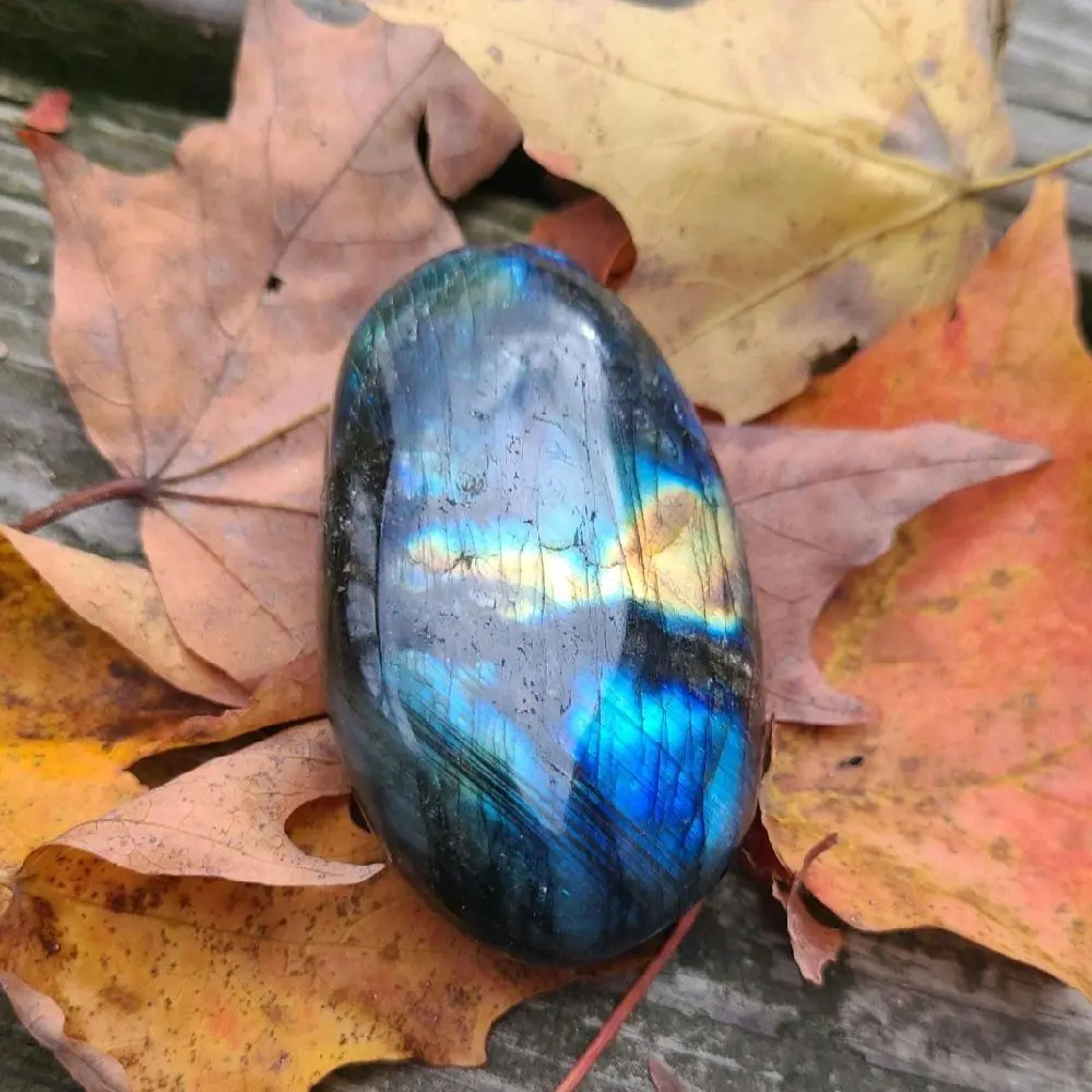 labradorite palmstone labradorite palmstone