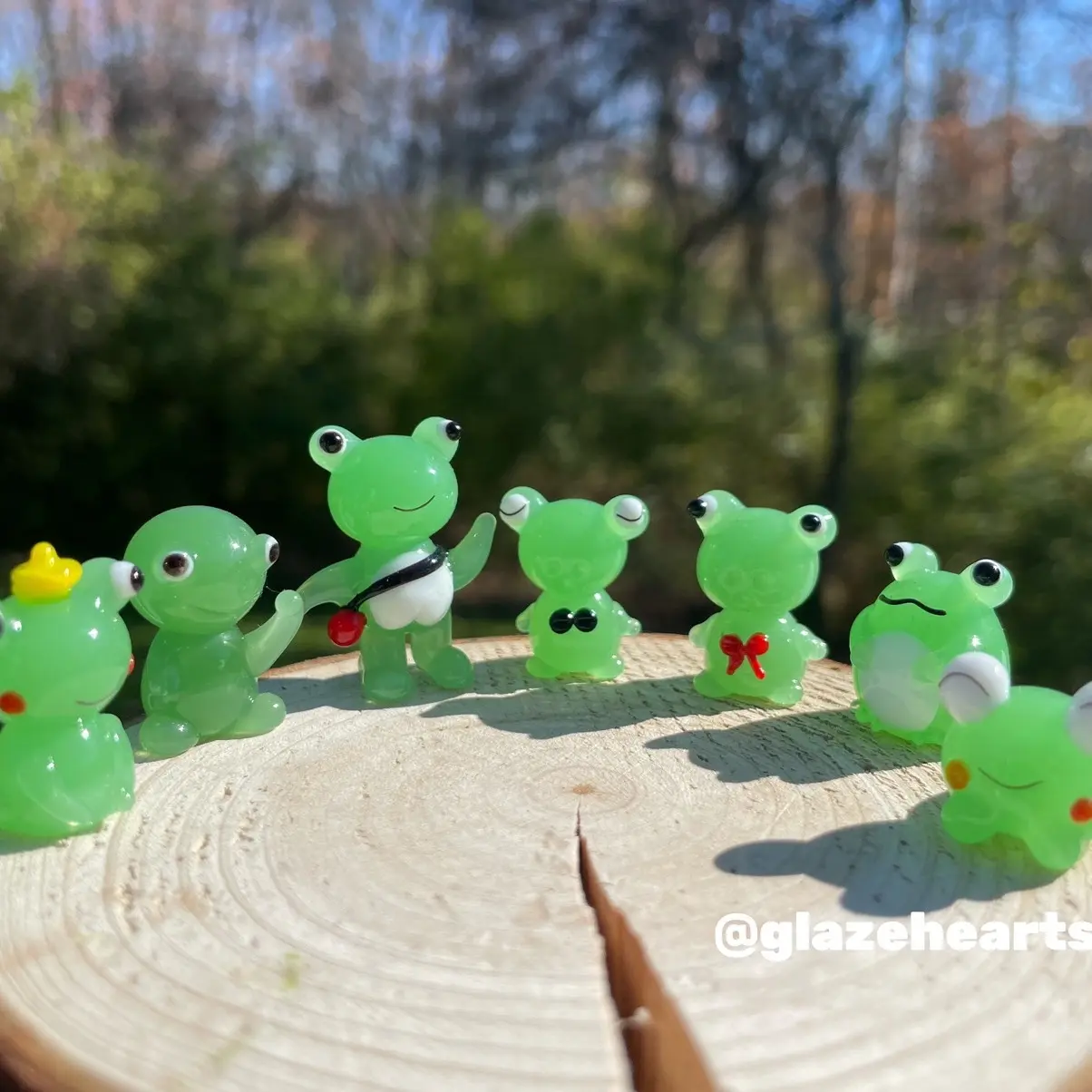Frog gifts Glass frog miniature Glass frog sculpture |aquarium decoration |miniature frog| desk decoration| gifts