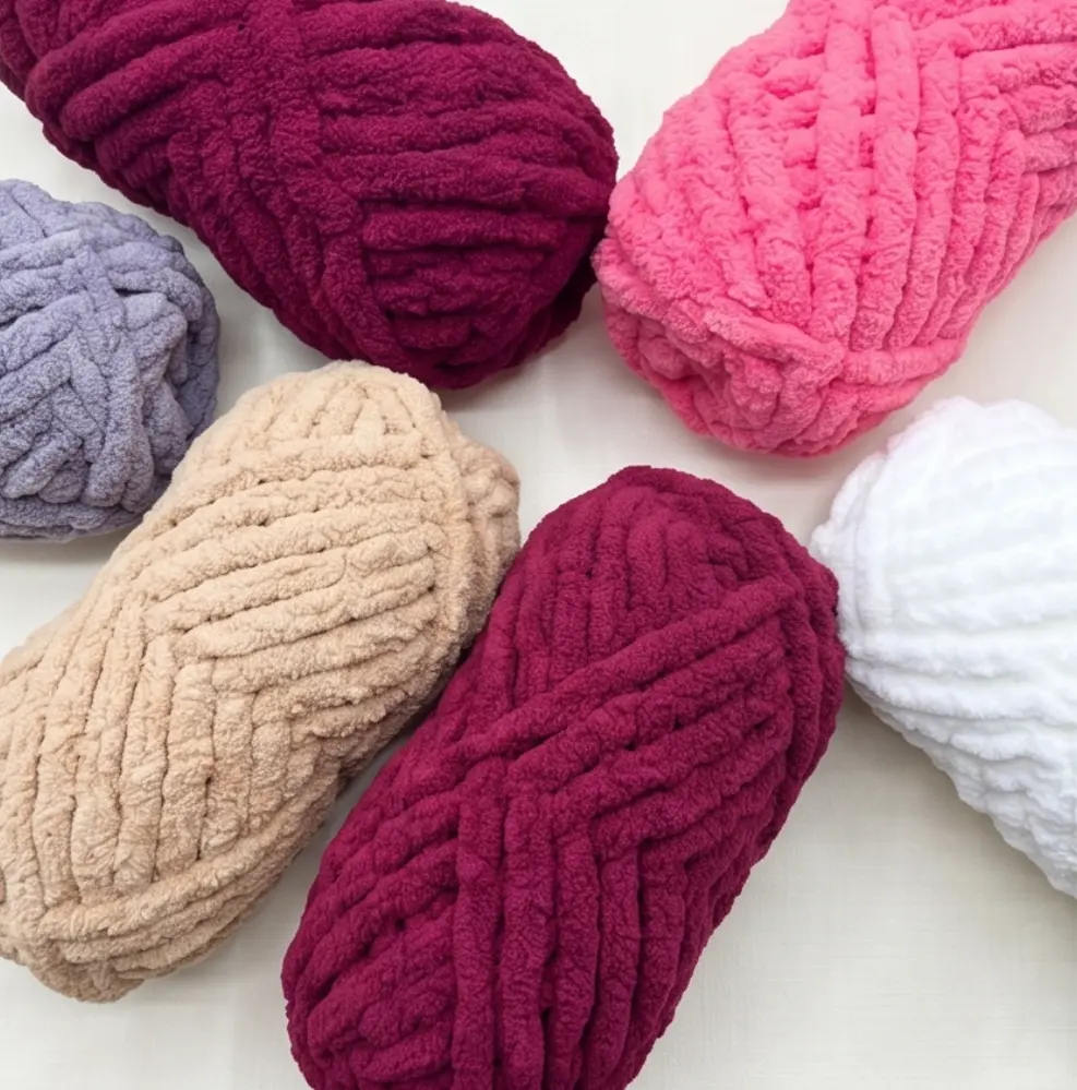 Chunky Chenille Yarn, 3Pcs 750g Extra Thick Super Large Super Soft Fluffy Finger Yarn, DIY Knitting Supplies for Blanket, Cushion, Pet Bed, Chunky Yarn