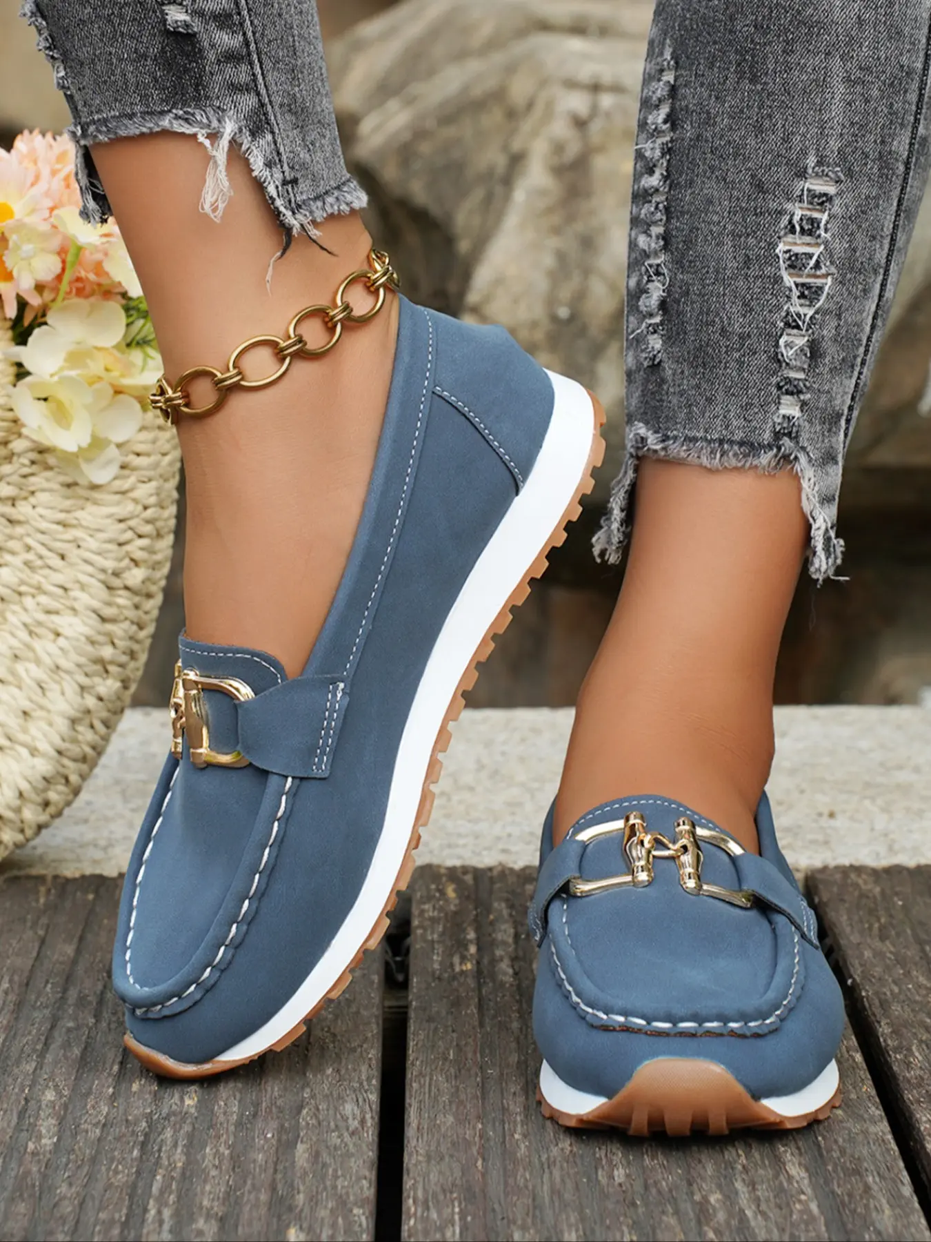 Women's Casual Slip-On Round Toe Loafers, PU Leather Comfortable Wedge Heel Shoes, Metal Buckle Decor, All Season Footwear, Casual Summer Shoes, Walking Shoes, Rubber