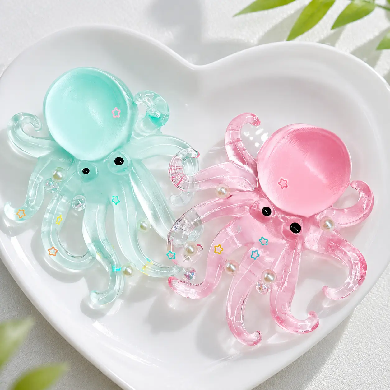 Cute Octopus Squeeze Toy, Soft Transparent Jelly Octopus Fidget Toy, Stress Relief Sensory Toy, Portable Desk & Bag Cute Companion Gift for Kids & Adults