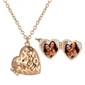 OIDEA Women's Adjustable Heart Locket Necklace - Gold Stainless Steel Hammered Custom Photo Locket, Extendable Costume Jewelry Gift for Women, Heart Locket Necklaces, Custom Photo Necklaces summerwins,summerwins