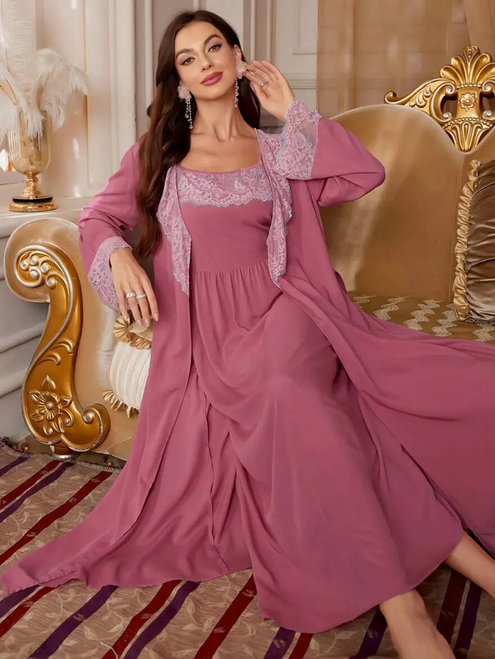 Vintage Style Embroidered 2-Piece Women's Pajama Robe Set in Pink