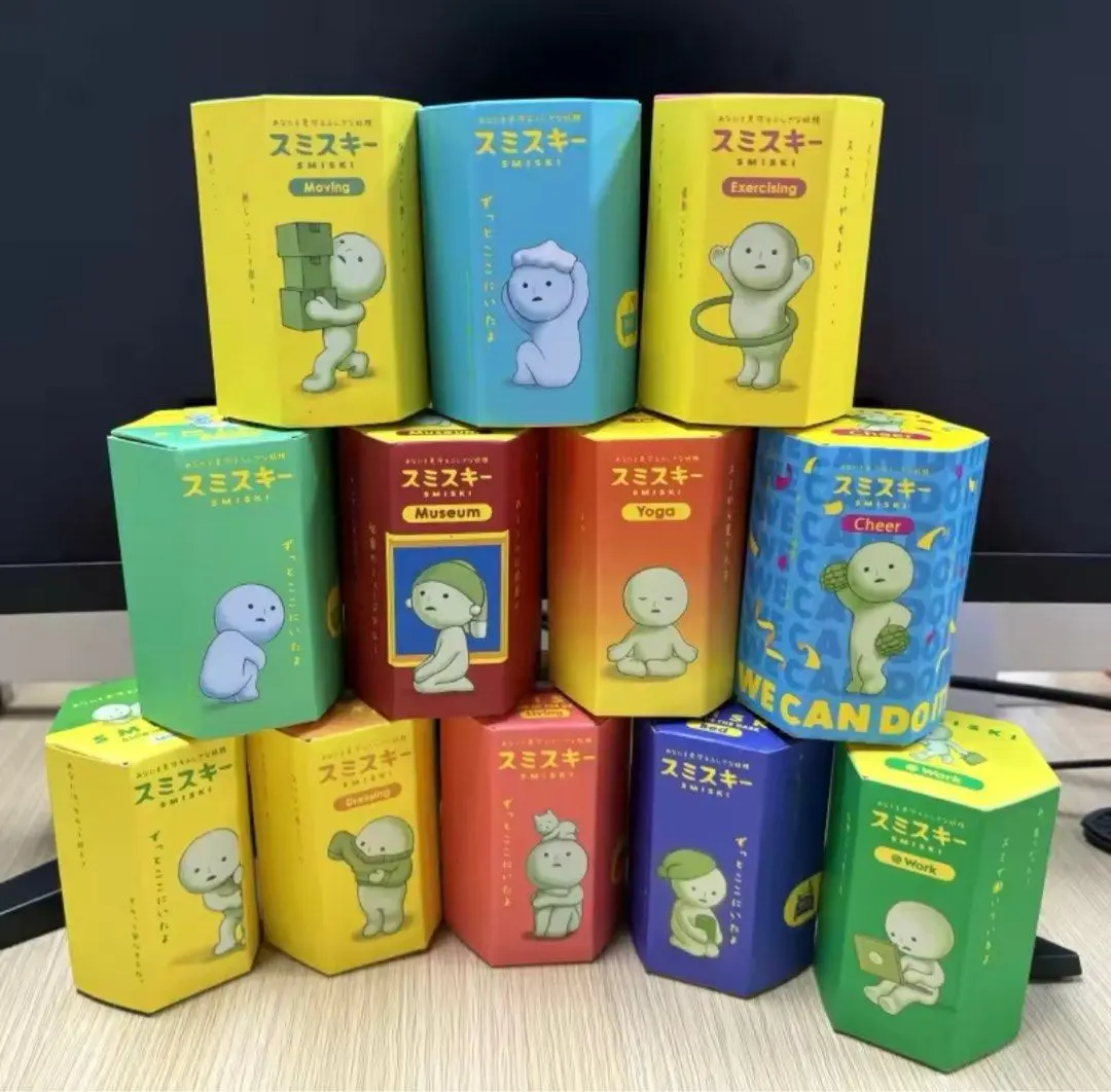 Smiski All Series in various limited editions, super hot hipper - Decorate your computer, desktop