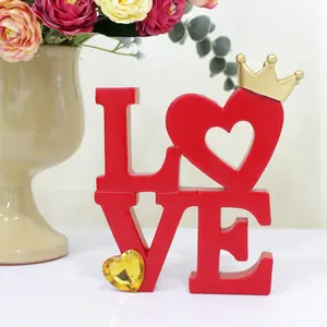 Love Block Decorative Sculpture Art Piece, Resin Love Symbol, Independent Letter Desktop Ornament, Home Office Party Decoration