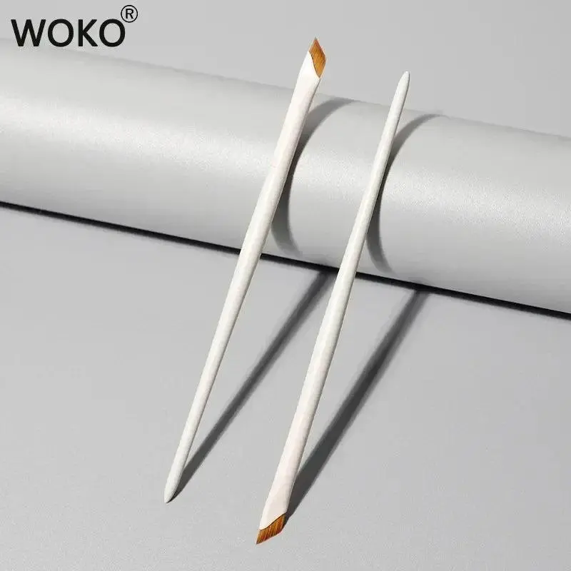 Ultra Thin Angled Eyeliner Brush