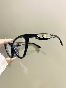 Women's Cat Eye Glasses, Retro Fashion Trend Eyewear, Fashionable Frames Glasses, PC Lenses with Novelty Hollowed-Out Frame Legs and Pearly Decorative Eyeglasses