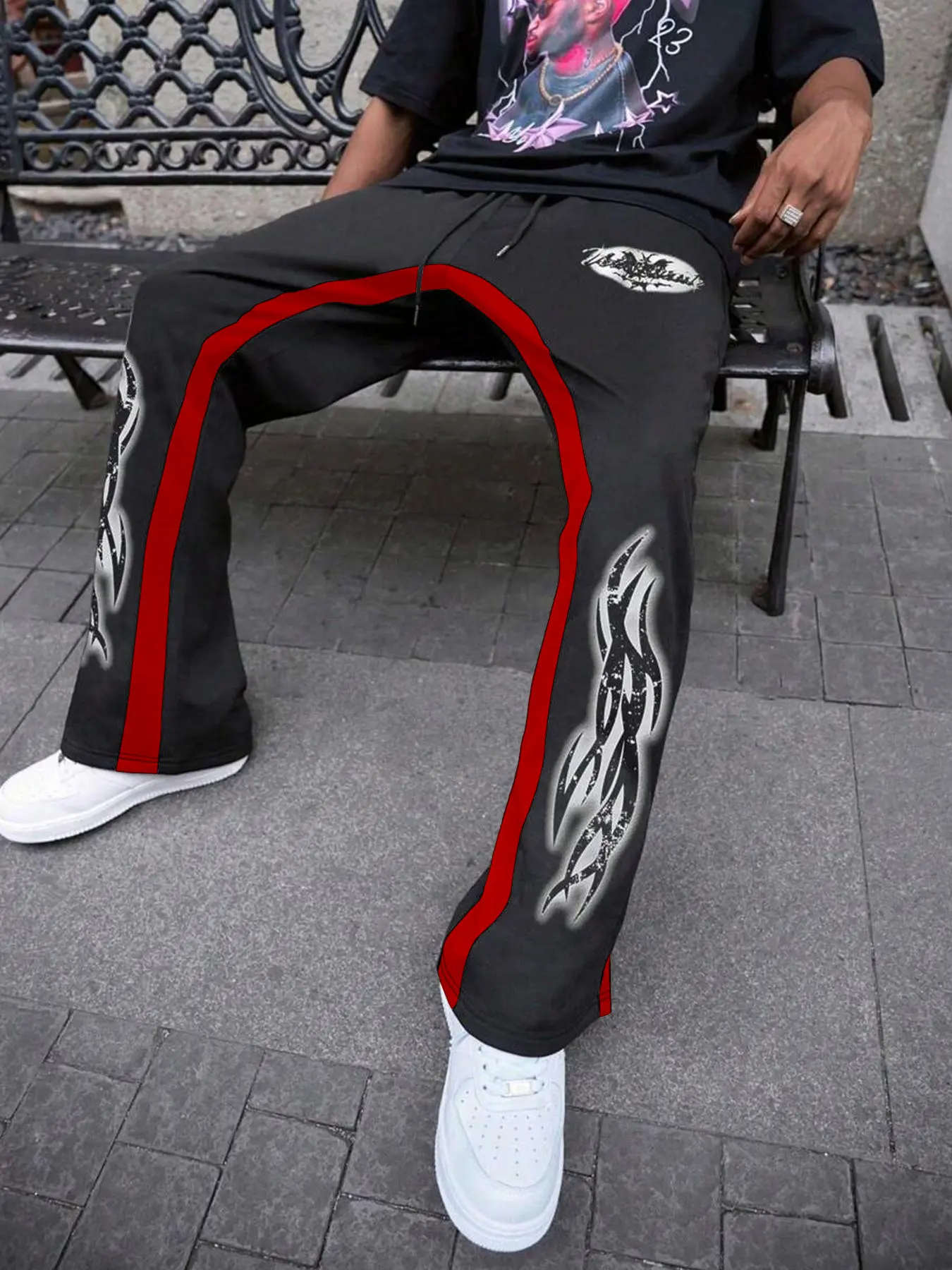 Men's Letter Graphic Drawstring Elastic Waist Fitted Flare Leg Pants, Regular Fit Casual Street Patchwork Bell Bottom Trousers for Fall & Winter, Men's Bottoms for Daily Wear
