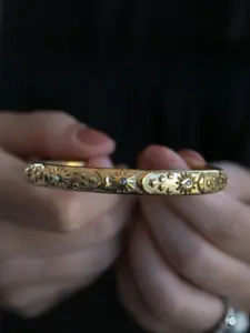 Vintage Celestial Motifs Star Moon Sun Open Bangle, Simple Design Women's Casual Versatile Personalized Bracelet, Fashion Accessory