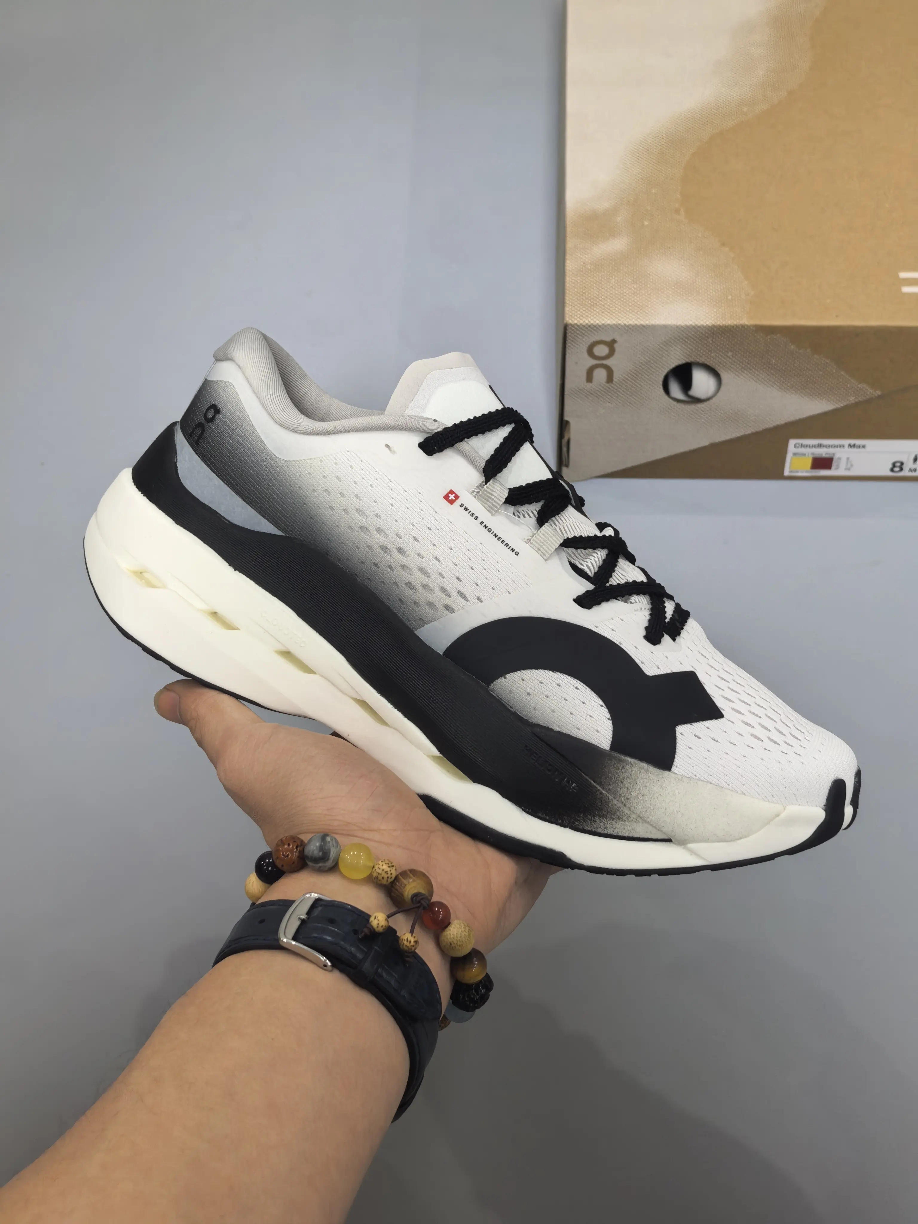 White Black Gradient Wave Cushion Platform Running Shoes, Max Shock Absorb Long Distance Marathon Trainers, Breathable Mesh Anti Slip Road Sneakers For Men Women Jogging