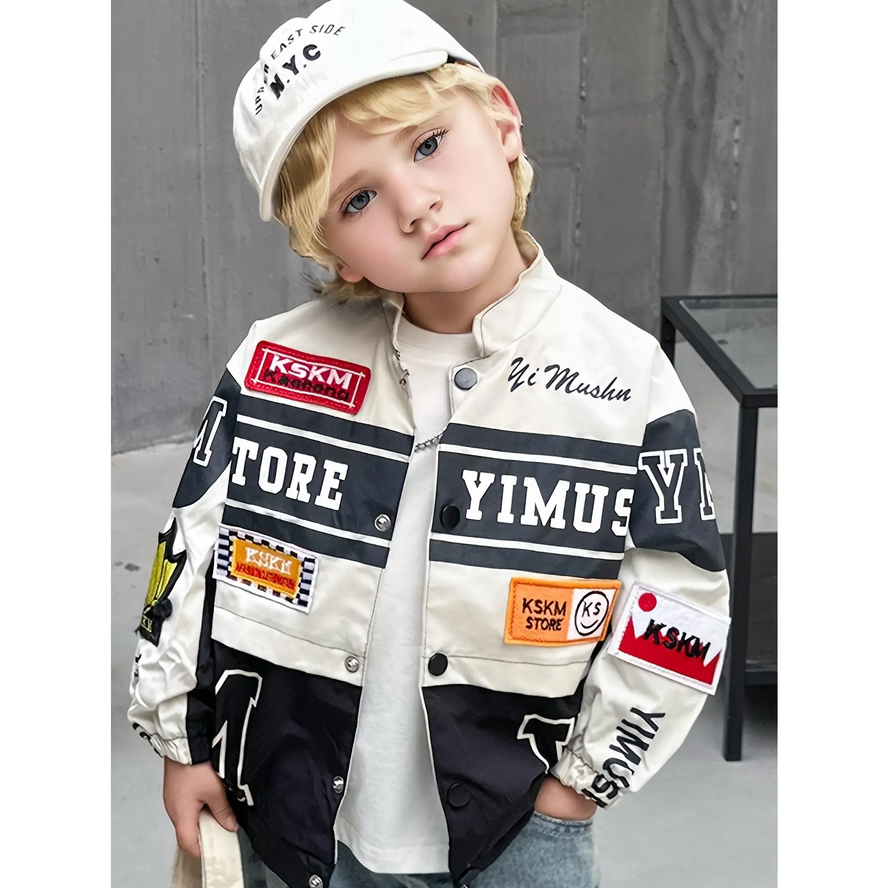Stylish Boy's Lightweight Windbreaker Jacket - Breathable, and Packable with Letter Print Design for Spring and Fall Outdoor Activities