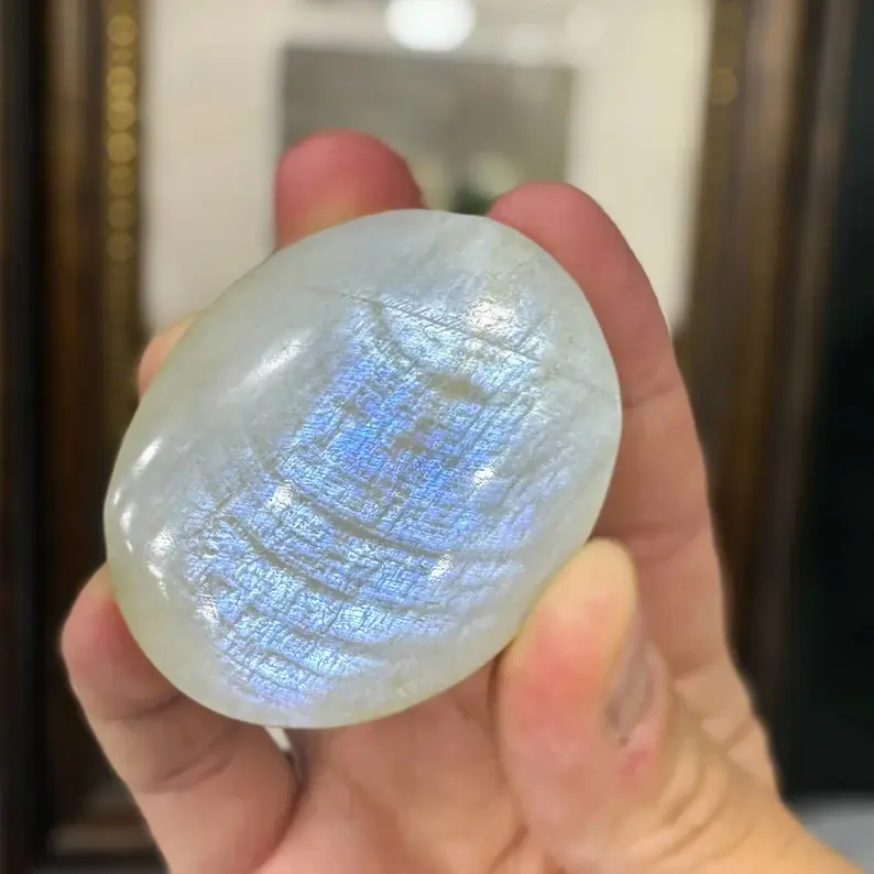 Natural Blue Moonstone Tumbled Pocket Crystals - 60-100g Ancient Wisdom Mineral Specimens, Crystal Decorative Stones, Collectibles, Jewelry Accessories Component, Love & Business Aid, Abundance, Intuition & Inner Strength Booster, Natural Stone, New Begin