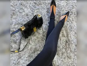 THONG LEGGINGS THONG LEGGINGS