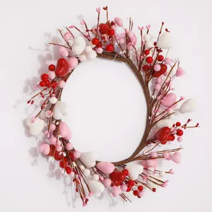 Valentine's Day Heart Wreath Decoration, Romantic Love Decor for Home and Party, Perfect Gift for Him Her, Festive Holiday Accessory