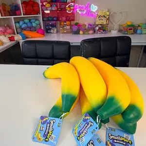 RMS SmushMart giant banana slow rise 15”