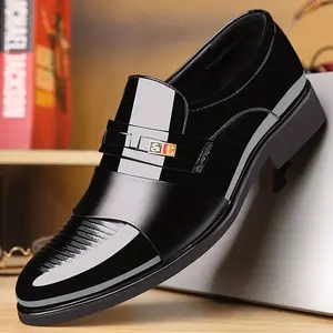 DINAOR Men's business formal leather shoes, British style, comfortable soft sole, classic pointed toe shoes for office use.