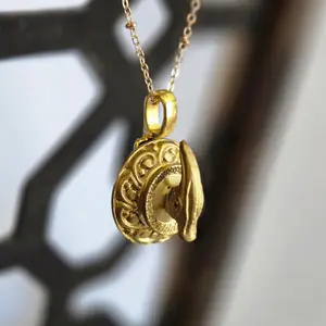 The Tiny Parasaurolophus Trophy Necklace