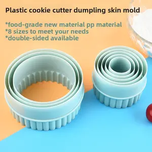 Plastic cookie molds, 8-piece set of round and scalloped edge food-grade dumpling wrappers molds, DIY baking tools for cookies.