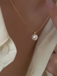 New French Style Light Luxury Single Pearl Necklace for Women, Versatile Titanium Steel 18k Choker, Elegant and Stylish