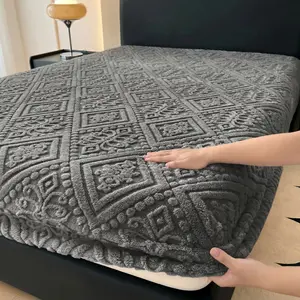 1PCS Soft Milk Velvet Bedspread, Breathable and, Anti-Pilling, Static Resistant, Multiple Colors Available, Ideal for Bedroom, Quilted Bedspread