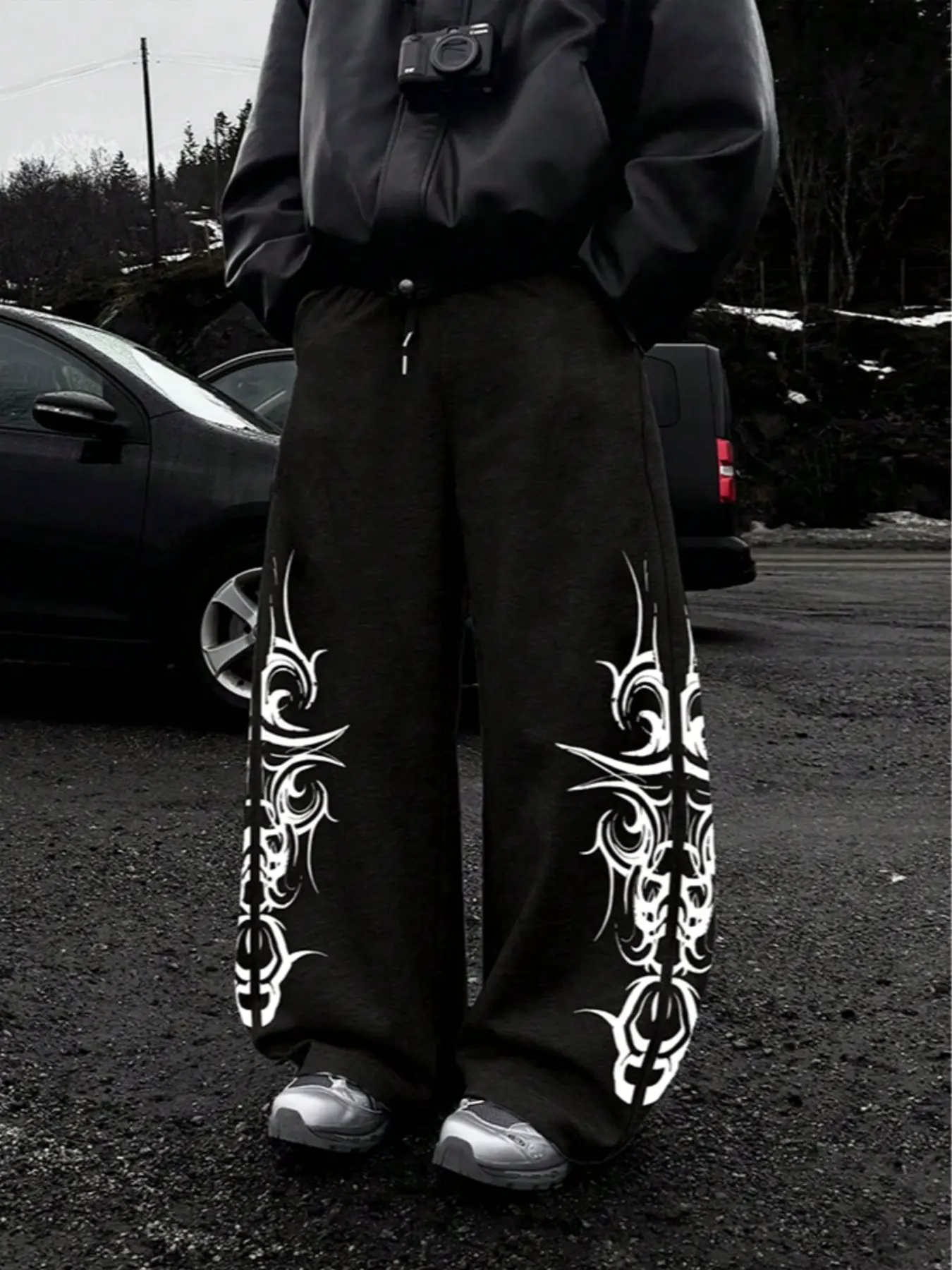 Unisex Trendy Y2K Vintage Aesthetic Wide Leg Sweatpants, High Waist Loose Fit, Cyber Totem Details, Comfortable All Season Pants, Casual Loose Pants, Casual Fashion Pants