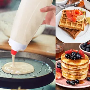 Handheld Batter Dispenser, Batter Mixing Bottle with Scale, Spout, Pancake Batter Dispenser with Blender Balls, Kitchen Batter Squeezer Bottle Suitable for Cupcakes, Pancakes, Muffins