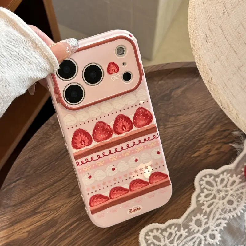 Strawberry patchwork iPhone 17 Pro Max phone case Cover suitable for iPhone 16, 15, 13, 14, high aesthetic appeal for girls, sweet and soft