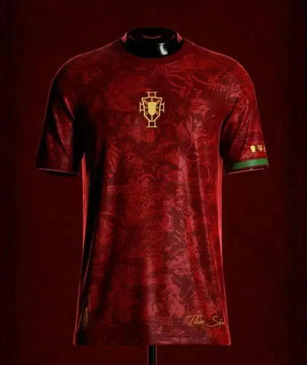 Premium C.R7 RED Football Jersey, Portugal Flag, Greatest OfAll TimeGOAT, Perfectly Detailed, The SiuFootball Jersey-The Siu Kit Trikot,Retro Soccer Shirt