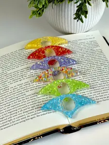Acrylic Page Holder – Crescent Shape Glitter Thumb Book Holder for Comfortable Reading