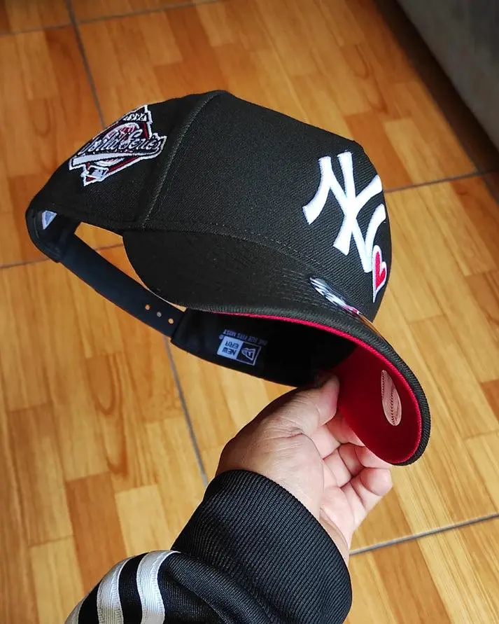 New Era Dodgers 59FIFTY Fitted Hat – Classic Embroidery Logo, Side Patch Accent, Structured Crown Fit, Durable Urban Streetwear Cap For Casual And Outdoor Style New Era Dodgers 59FIFTY Fitted Hat – Classic Embroidery Logo, Side Patch Accent, Structured Crown Fit, Durable Urban Streetwear Cap For Casual And Outdoor Style