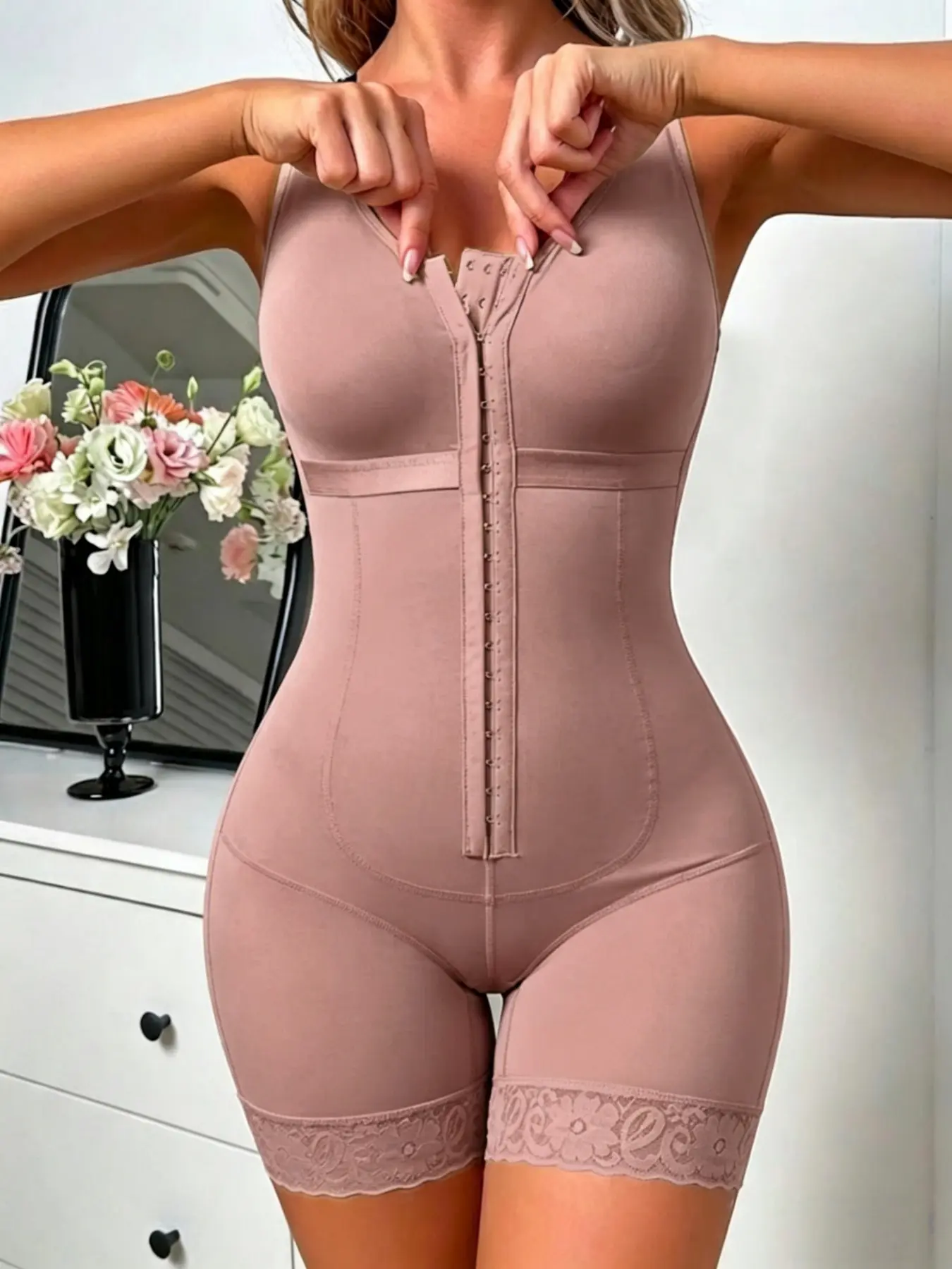 1 Count Women's Solid Color Front Button Closure Bodysuit, Fajas, Fashionable Sleeveless Shapewear Jumpsuit, Adjustable Fit Body Shaperwear, Colombian Shapewear, Vest Shoulder Strap Body Shaper, Suitable for Daily,Sport,Exercise