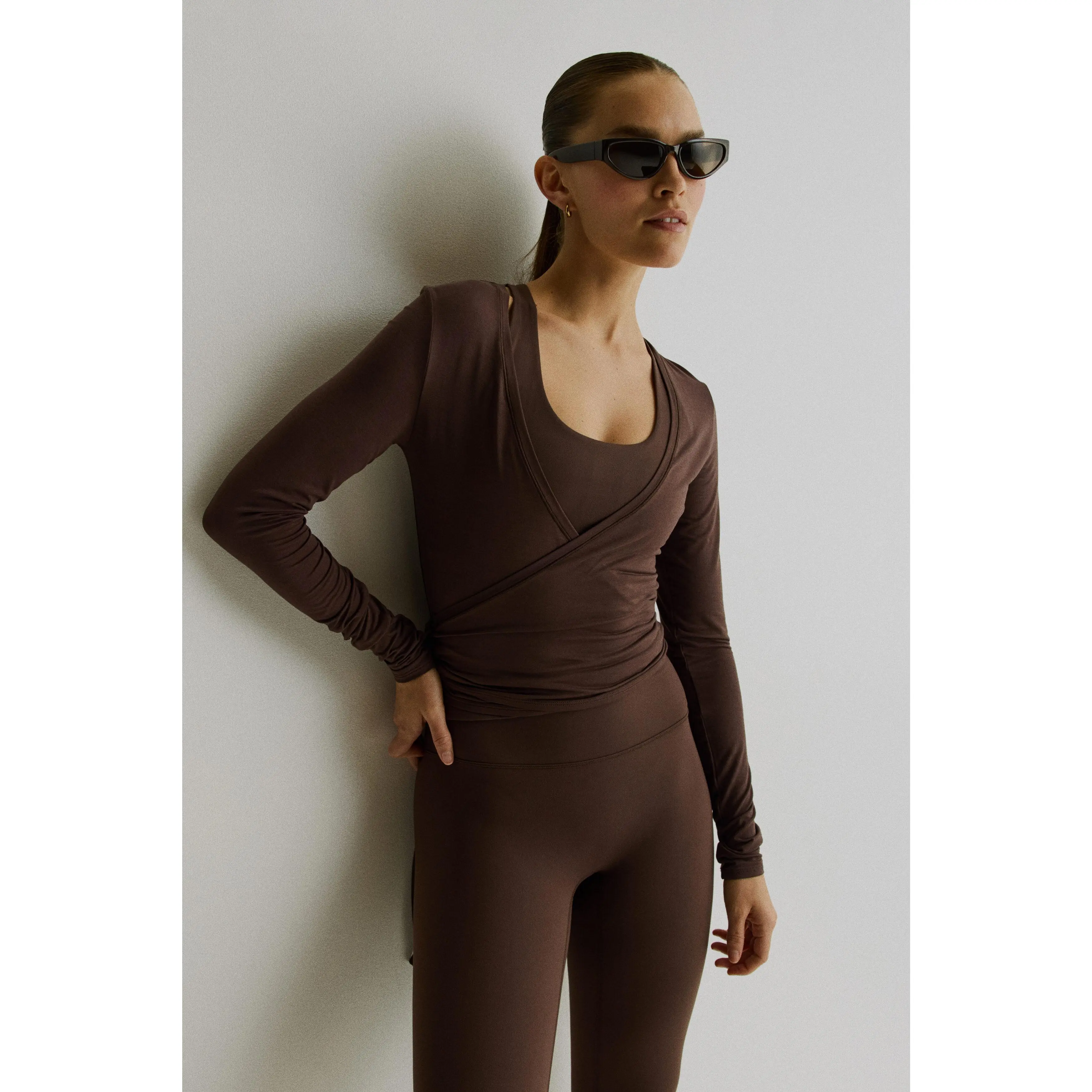 H&M Sports wrap top in modal