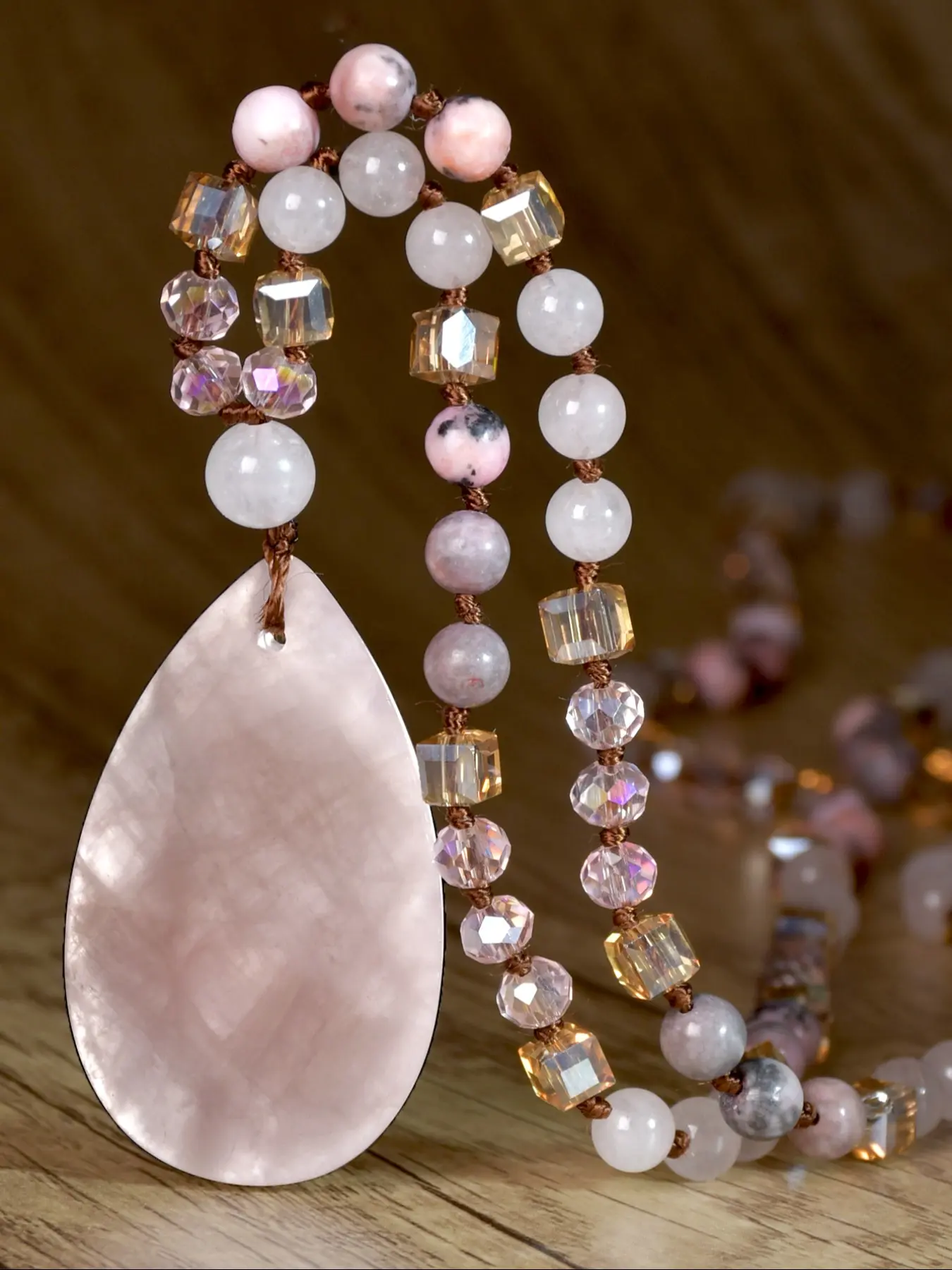 Fashion Waterdrop Boho Chic Unique Crystal Design Pendant Necklace, 108 Beads Handmade Natural Stone Long Beaded Necklace, Mother's Day Valentine's Day Gift, Natural Crystal Jewelry
