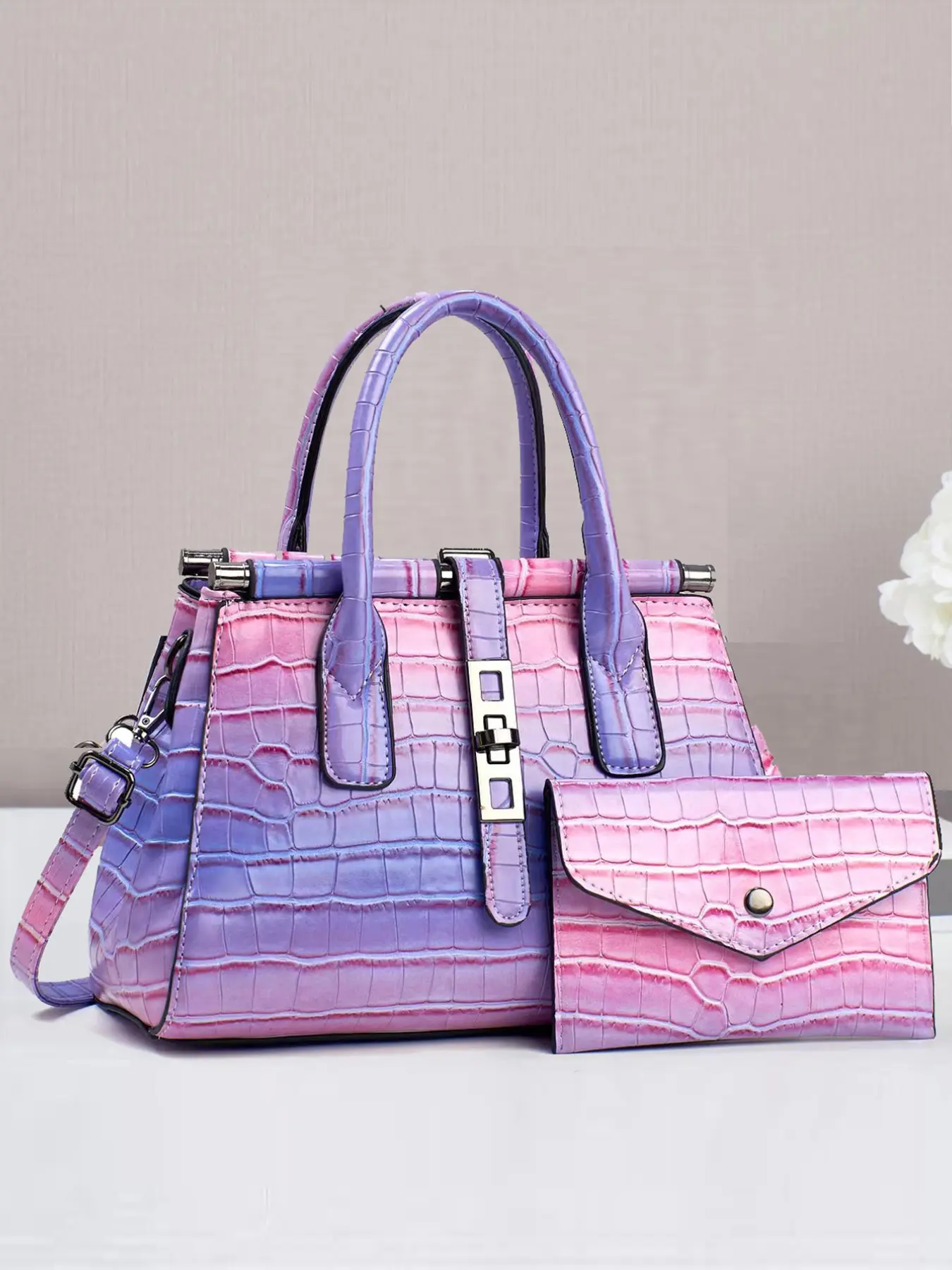 Light luxury women's handbag, 2026 new women's handbag, gradient color design, women's large capacity shoulder bag and shoulder bag, a must-have for fashionable women, Fashionable Purse Handbag, Summer Pu Handbag, Fashionable Bags