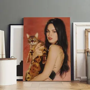 Megan Fox Cat Canvas Poster Painter Living in Art Deco Strong Wall Design Painting Hallway Bedroom Living Room Decorated Poster Photo Ornaments