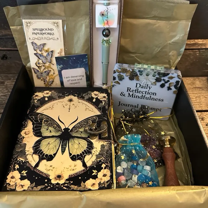 Deluxe Journal Gift Box | Journal, Prompt Cards, Bookmark & Decorative Pen