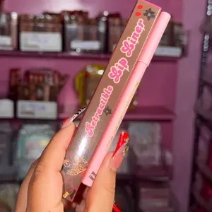 Retractible Lip Liner