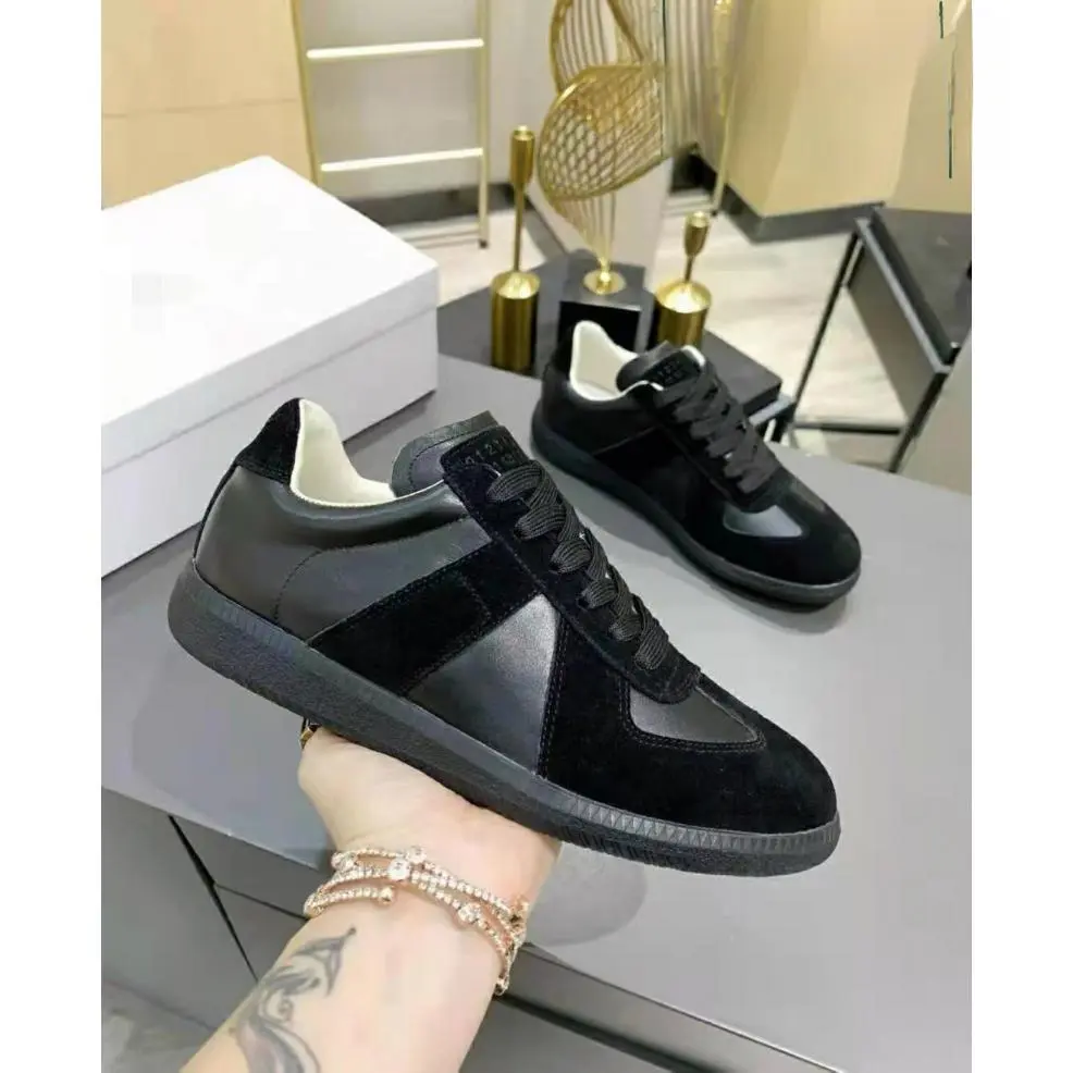 Unisex Low Top Retro Sneakers, Real Cowhide Lace-Up Casual Shoes with Rubber Sole, Daily Walking Streetwear Footwear for Men & Women Unisex Low Top Casual Sneakers, Lace-Up Cowhide Shoes with Rubber Sole, Daily Wear Street Footwear for Men and Women