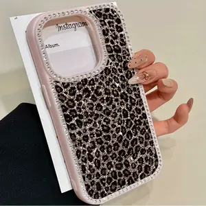 A dazzling iPhone 17 leopard print double-sided phone case, inlaid with diamonds, compatible with iPhone 16 Pro Max, 16, 15 Pro, 14, 14 Plus, 14 Pro Max, 13, 13 Pro, 12 Pro, and 11 Pro Max models. Designed to be anti-drop and anti-stain, this soft case is