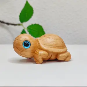 1pc hand-carved bamboo wooden turtle statue as a decorative item for bookshelf, living room office cabinet tabletop, entrance, etc. Natural wood carving for room decoration, home decoration, Wooden Figurine - no electricity required