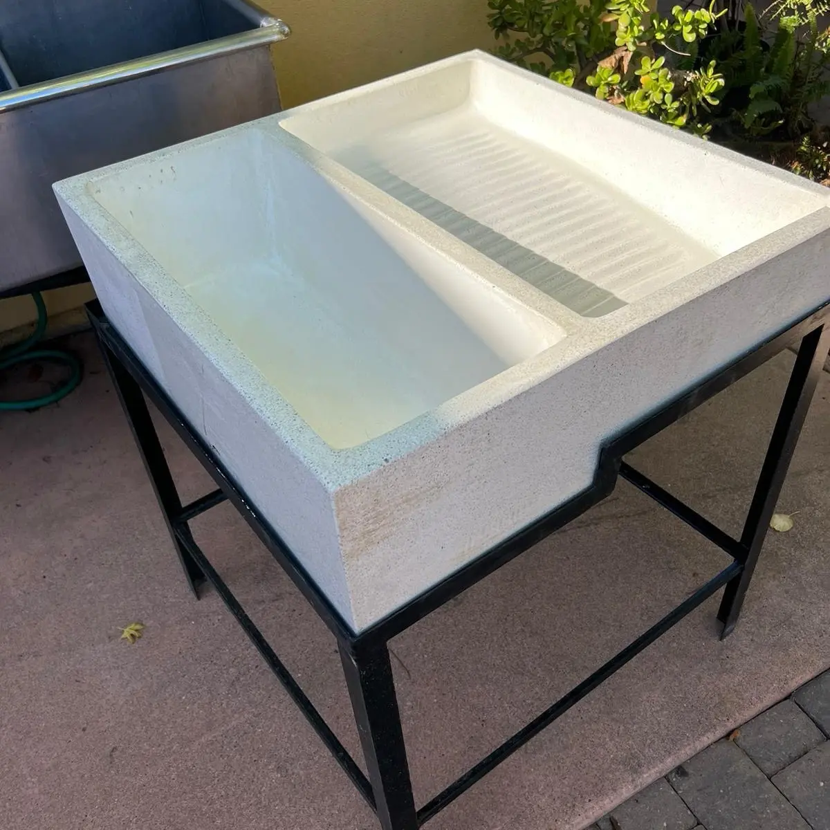 Lavadero de cemento blanco con base! Concrete zinc!