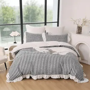 3 Pcs Ruffled Gingham Duvet Cover Set, Black White Plaid Bedding Set with 2 Pillow Shams Not Pillow Core, Soft Microfiber Checkered Comforter Cover, Cute Aesthetic Room Decor for Dorm Bedroom, All Season Use, Comforter Not Included.