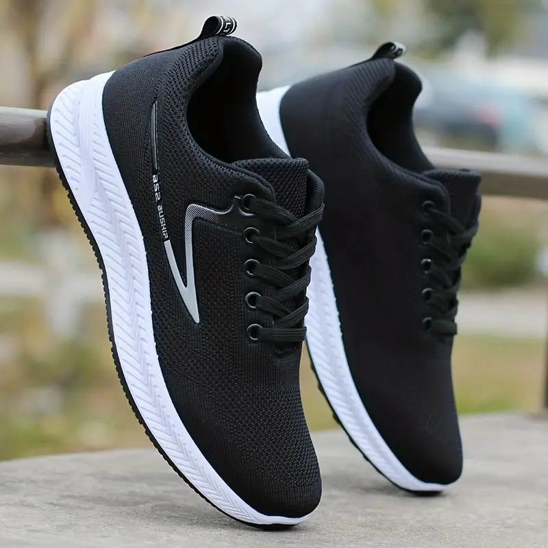 Men's Lace-Up Athletic Running Trainers - Lightweight, Breathable Sports Shoes for Running, Basketball, Fitness Running Shoes