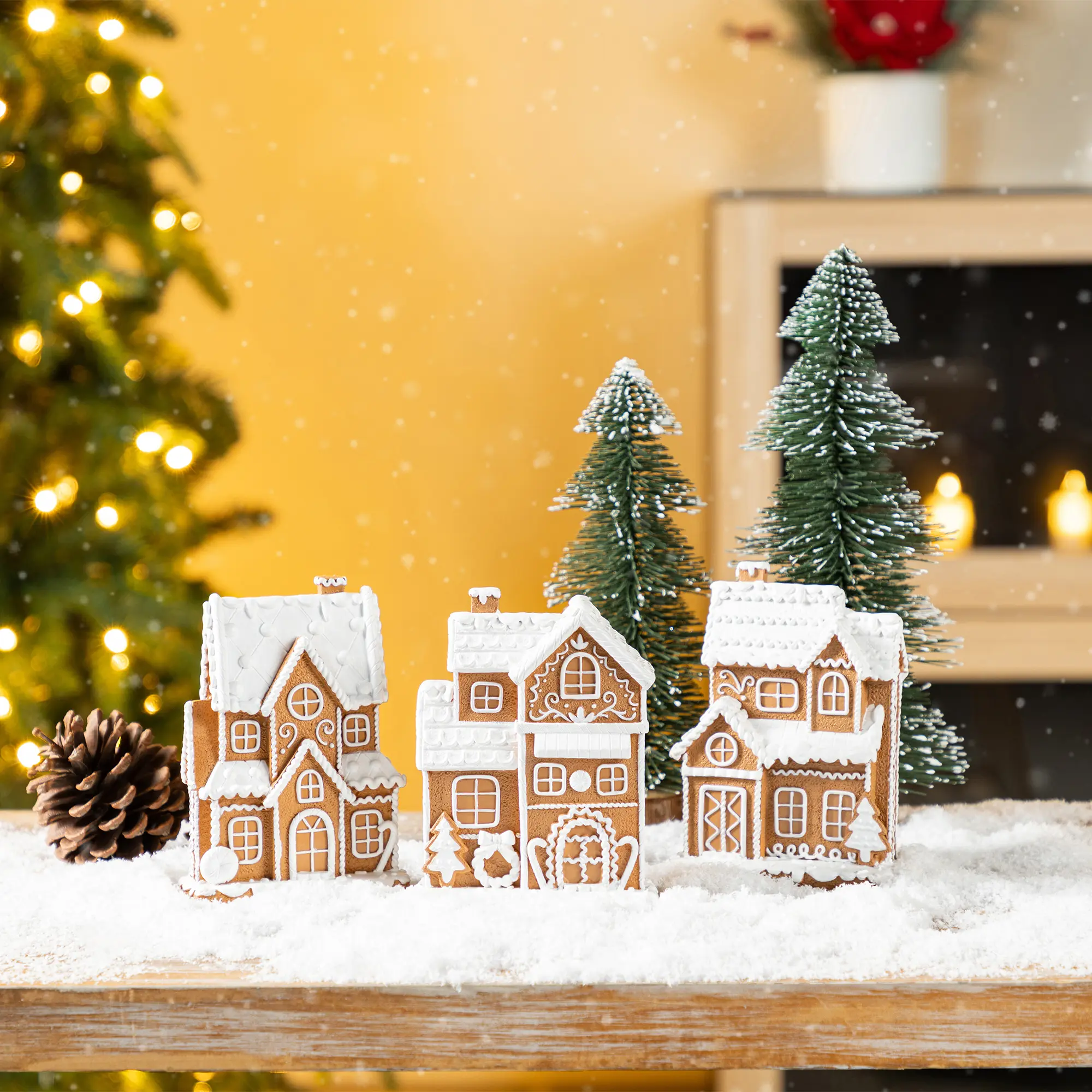 Glitzhome 5.50"H S/3 Christmas Resin Gingerbread House Table Decor
